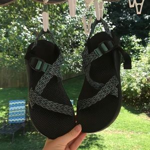 Chacos size 9